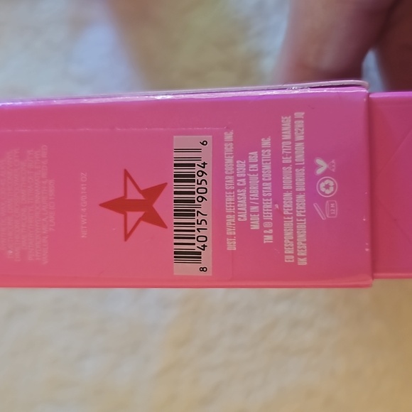 Jeffree Star lipstick - Picture 4 of 4